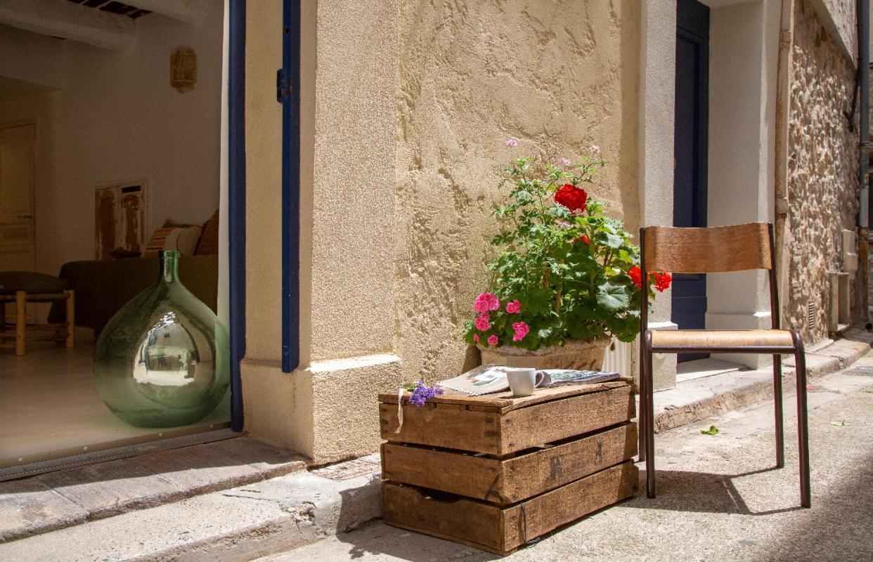 Vieil Antibes, Plage De Sable, Avec Parking Exterior photo